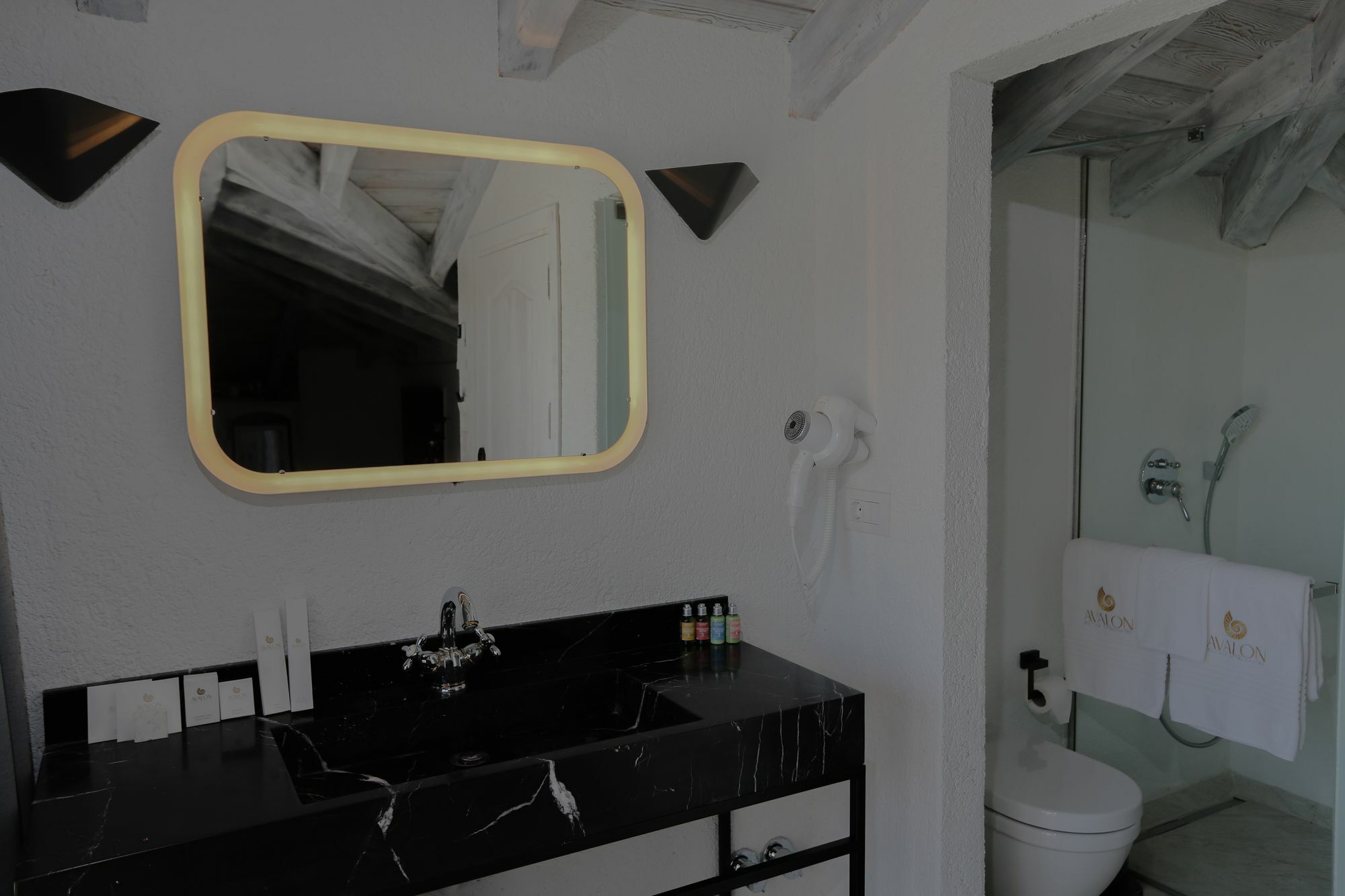 Avalon Boutique Hotel & Suites アラカティ エクステリア 写真
